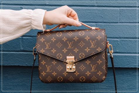 fake louis vuitton bags how to spot|authentic Louis Vuitton duffle bag.